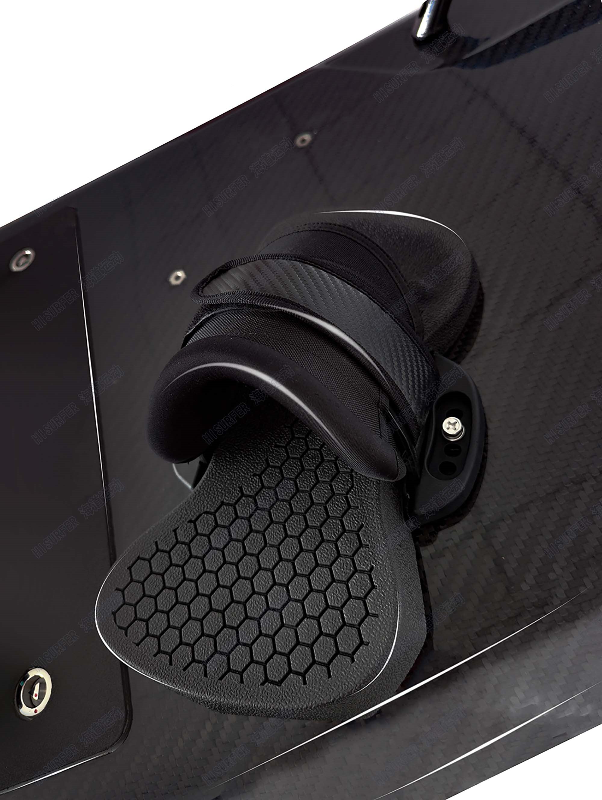 H5-F - carbon fiber e-surfboard